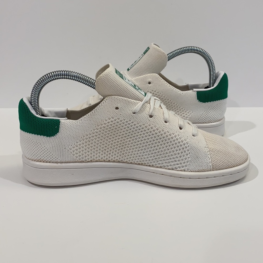 Kids Adidas Stan Smith PrimeKnit - Size 5 (women’s 6.5) - Picture 4 of 10